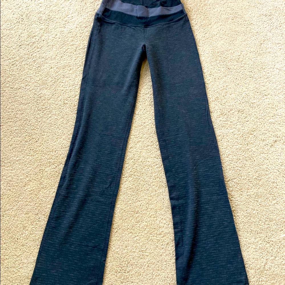Lululemon woven yoga pant